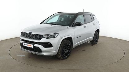Usado Jeep Compass 60 HP (44 kW) 2022 Cinzento SUV