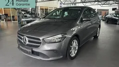 Mountaingrau Gebraucht 2019 Mercedes B200 Progressive Van / Kleinbus | 22.950 € (Fairer Preis)