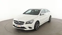 Weiß Gebraucht 2015 Mercedes CLA180 Shooting Brake Urban Kombi | 15.140 € (Fairer Preis)