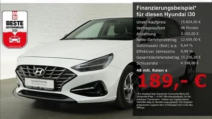 Weiss Gebraucht 2020 Hyundai i30 Intro Edition Limousine | 15.824 € (Fairer Preis)