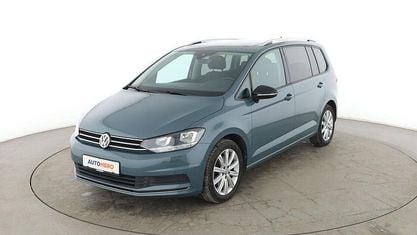 Gebraucht VW Touran IQ Drive 116 PS (85 kW) 2019 Blau Van / Kleinbus