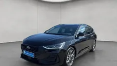 Schwarz Gebraucht 2024 Ford Focus ST-Line Kombi | 27.750 € (Fairer Preis)