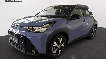 Neu Toyota Aygo X 116 PS (85 kW) 2026 Lavender purple SUV