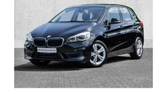Schwarz Gebraucht 2021 BMW 220 Sport Line Van / Kleinbus | 25.990 € (Guter Preis)