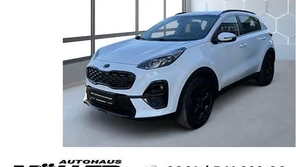 Weiss Gebraucht 2021 Kia Sportage SUV | 20.489 € (Fairer Preis)
