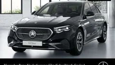 Unilack schwarz Gebraucht 2025 Mercedes E200 Avantgarde Limousine | 56.490 €