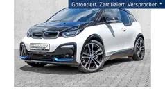 Weiß Gebraucht 2022 BMW i3 Comfort Edition Kleinwagen | 23.333 € (Fairer Preis)