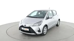Grau Gebraucht 2019 Toyota Yaris Comfort Limousine | 12.650 € (Fairer Preis)