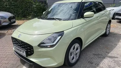Gebraucht 2025 Suzuki Swift Comfort Limousine | 19.298 € (Fairer Preis)