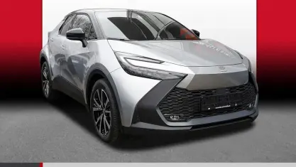 Neu Toyota C-HR 140 PS (102 kW) 2025 Silber SUV