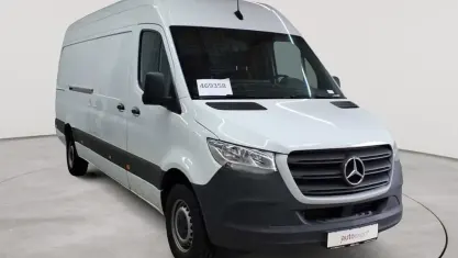 Gebraucht Mercedes Sprinter 170 PS (125 kW) 2024 Arktisweiß Van