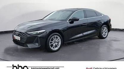 Gebraucht Audi A5 Ambiente 204 PS (150 kW) 2025 Schwarz Limousine