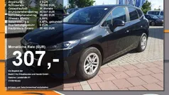 Black sapphire metallic Gebraucht 2023 BMW 218 Active Tourer Van / Kleinbus | 26.980 € (Fairer Preis)