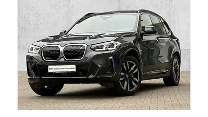 Second-hand BMW iX3 Shadowline 210 kW (286 CP) 2022 Gri SUV