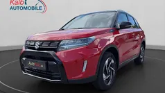 Bright red/cosmic black pearl Neu 2025 Suzuki Vitara Comfort+ SUV | 27.999 € (Fairer Preis)