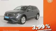 Grau Gebraucht 2024 VW Tiguan Allspace Life SUV | 37.440 € (Superpreis)
