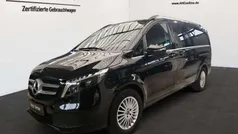 Obsidianschwarz metallic Gebraucht 2023 Mercedes V300 Van / Kleinbus | 63.427 € (Guter Preis)