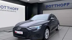 Grau Gebraucht 2024 Audi A3 Sportback Sport Limousine | 34.750 € (Guter Preis)