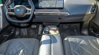 Gebraucht BMW iX Sport Line 300 kW (408 PS) 2023 Grau SUV