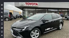 Mysticschwarz mica (metallic) Gebraucht 2023 Toyota Corolla Team Kombi | 27.770 € (Fairer Preis)