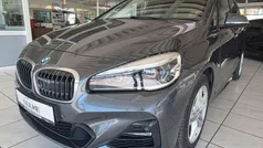 Grau Gebraucht 2021 BMW 220 Gran Tourer M Sport Van / Kleinbus | 25.450 € (Fairer Preis)