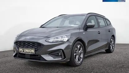 Second-hand Ford Focus ST-Line 120 CP (88 kW) 2022 Roșu Break