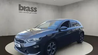 Gebraucht Kia Ceed Spirit 140 PS (102 kW) 2021 Kleinwagen