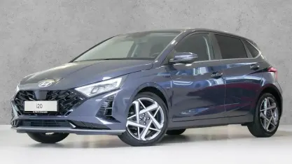 Gebraucht Hyundai i20 Prime 101 PS (74 kW) 2025 Aurora grey / met Kleinwagen