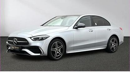 Używany Mercedes C300e AMG 197 KM (144 kW) 2025 Srebrny