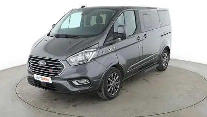 Grau Gebraucht 2023 Ford Tourneo Titanium Van / Kleinbus | 38.490 € (Superpreis)