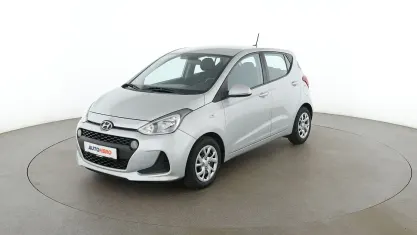 Gebraucht Hyundai i10 Trend 87 PS (63 kW) 2017 Grau Kleinwagen
