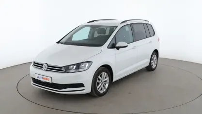 Gebraucht VW Touran Comfortline 116 PS (85 kW) 2019 Weiß Van / Kleinbus
