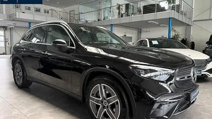 Gebraucht Mercedes GLC300 Premium 258 PS (189 kW) 2024 SUV