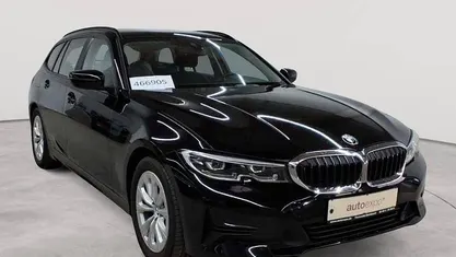 Gebraucht BMW 320 Advantage 190 PS (139 kW) 2020 Schwarz uni Kombi