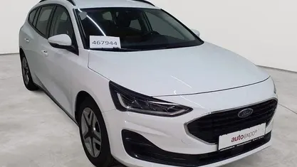 Gebraucht Ford Focus Cool & Connect 120 PS (88 kW) 2022 Frozen white Kombi