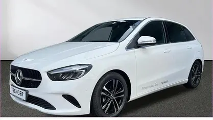 Weiß Gebraucht 2025 Mercedes B200 Progressive Van / Kleinbus | 29.780 € (Guter Preis)