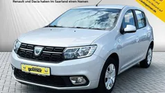 Silber Gebraucht 2017 Dacia Sandero Celebration Kleinwagen | 9.950 € (Fairer Preis)