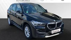 Schwarz uni Gebraucht 2021 BMW X1 Advantage SUV | 21.690 € (Fairer Preis)