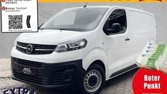 Jade weiß (uni) Gebraucht 2021 Opel Vivaro Edition Van | 20.850 € (Fairer Preis)