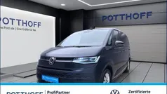 Blau Gebraucht 2022 VW T7 Van | 45.977 € (Fairer Preis)