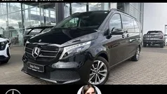 Obsidianschwarz metallic Gebraucht 2023 Mercedes V300 Avantgarde Van / Kleinbus | 57.900 € (Guter Preis)