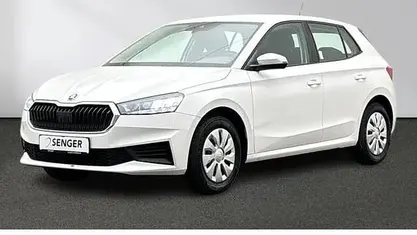 Begagnad Skoda Fabia Active 65 HK (47 kW) 2023 Vit Halvkombi