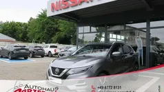 Grau Gebraucht 2020 Nissan Qashqai Tekna SUV | 19.980 € (Fairer Preis)
