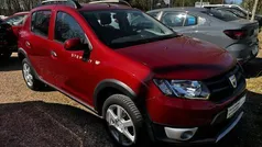 Rouge de feu Gebraucht 2016 Dacia Sandero Ambiance Kleinwagen | 10.490 € (Teuer)