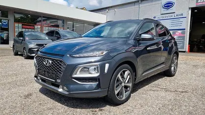 Dark knight / mic Gebraucht 2020 Hyundai Kona Style SUV | 19.890 € (Fairer Preis)