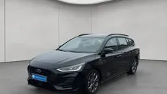 Schwarz Gebraucht 2024 Ford Focus ST-Line Kombi | 26.950 € (Guter Preis)