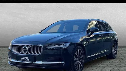 Gebraucht Volvo V90 Inscription 303 PS (222 kW) 2021 Platinum grey metallic Kombi