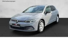 Grau Gebraucht 2023 VW Golf VIII Move Limousine | 22.480 € (Fairer Preis)