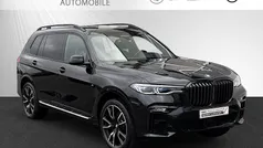 Saphirschwarz metallic Gebraucht 2022 BMW X7 M Sport SUV | 69.890 € (Fairer Preis)