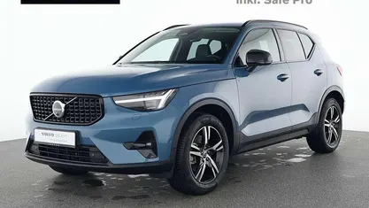 Gebraucht 2025 Volvo XC40 Plus SUV | 39.890 € (Fairer Preis)